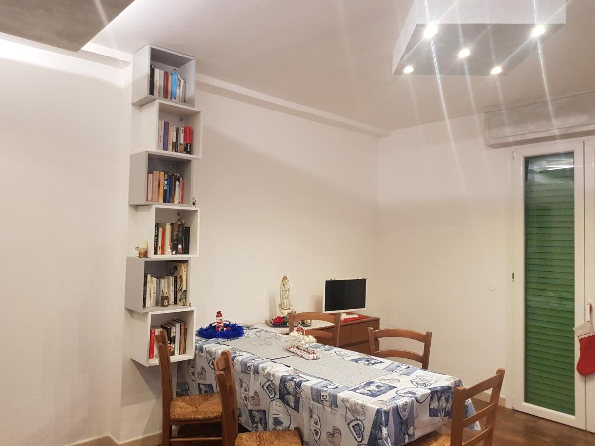 La Casa Di Dalila Apartment Santa Croce sull' Arno Luaran gambar